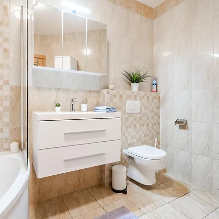 Premier Budapest